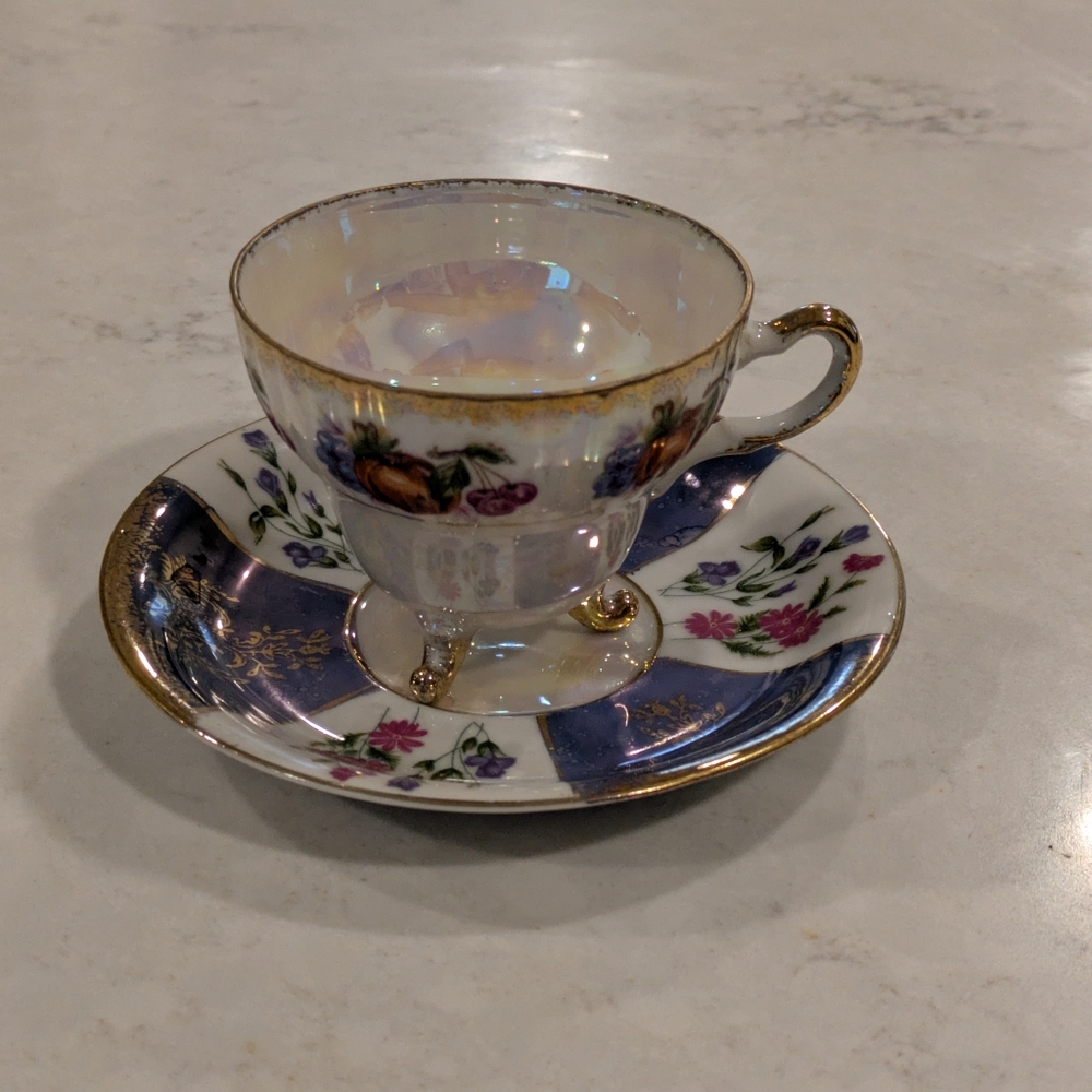 Teacups And Sauser Set